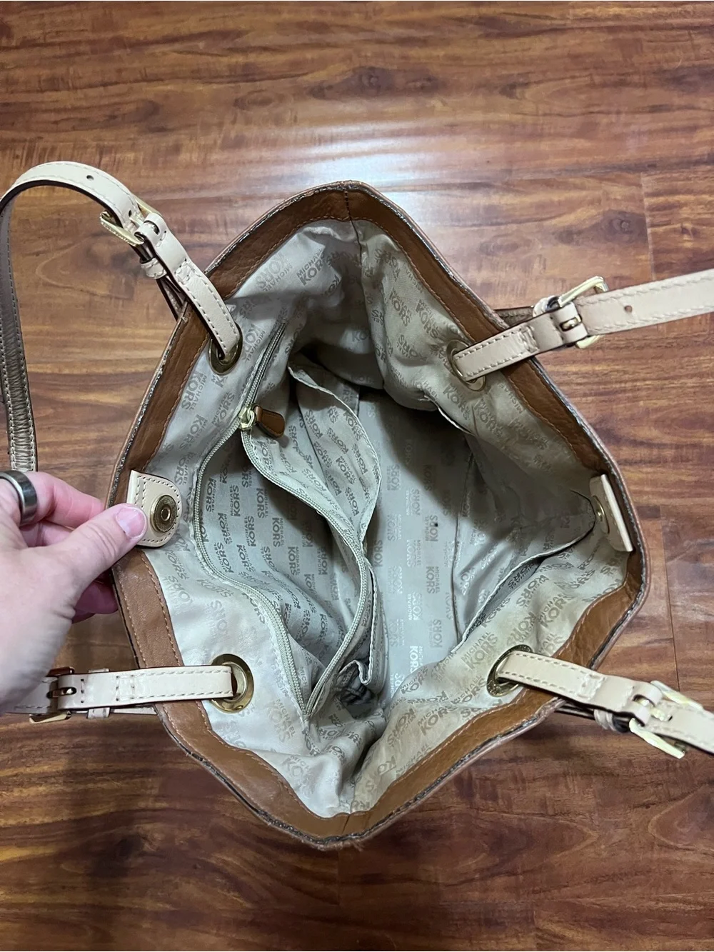 Michael Kors Bedford Acorn Pebble Leather Tote Bag